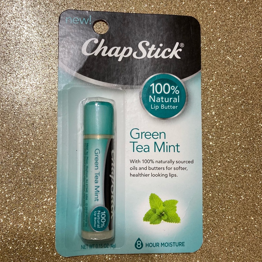 NWT ChapStick 100% Natural Lip Butter Green Tea Mint Balm Gloss